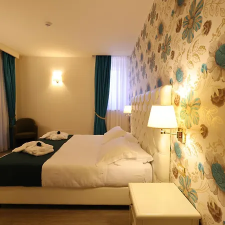 Palazzo (adults Only)