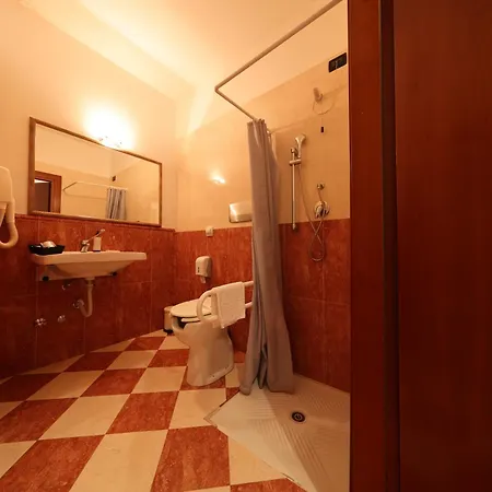 Palazzo - Nuova Gestione Otel 3*