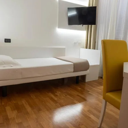 Palazzo - Nuova Gestione 3* Recanati