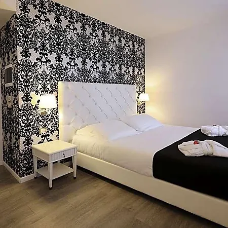 מלון Palazzo (adults Only) רקאנטי